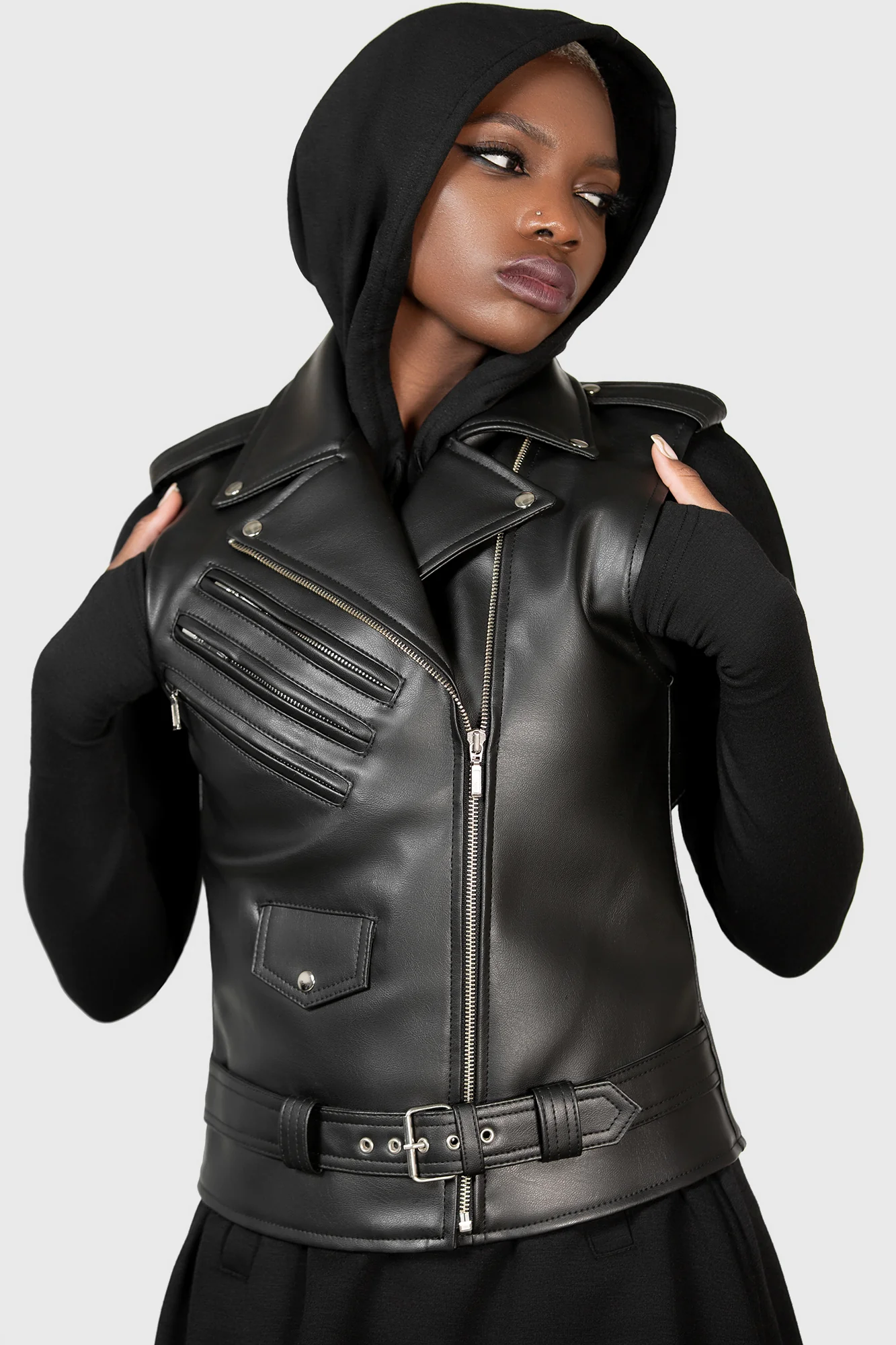 Core Leather Vest [FAUX LEATHER] - Image 4