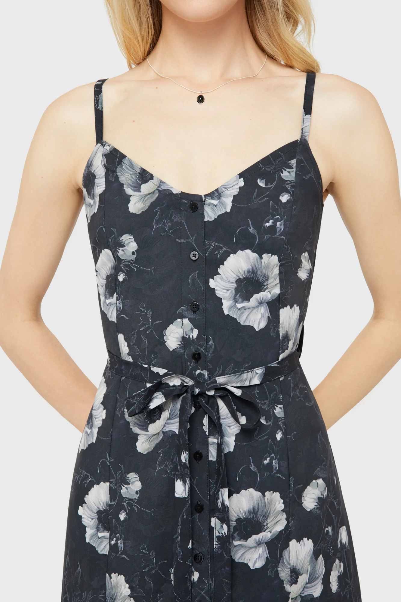 Cottage Chorus Maxi Dress [BLACK AND WHITE] - Image 2