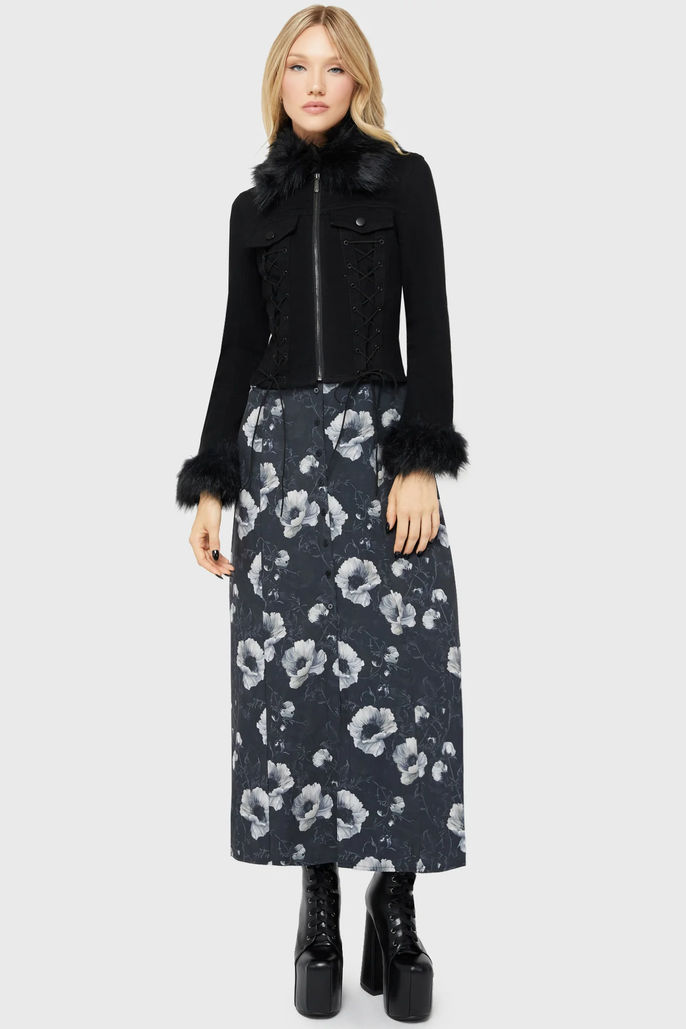 Cottage Chorus Maxi Dress [BLACK AND WHITE] - Image 3
