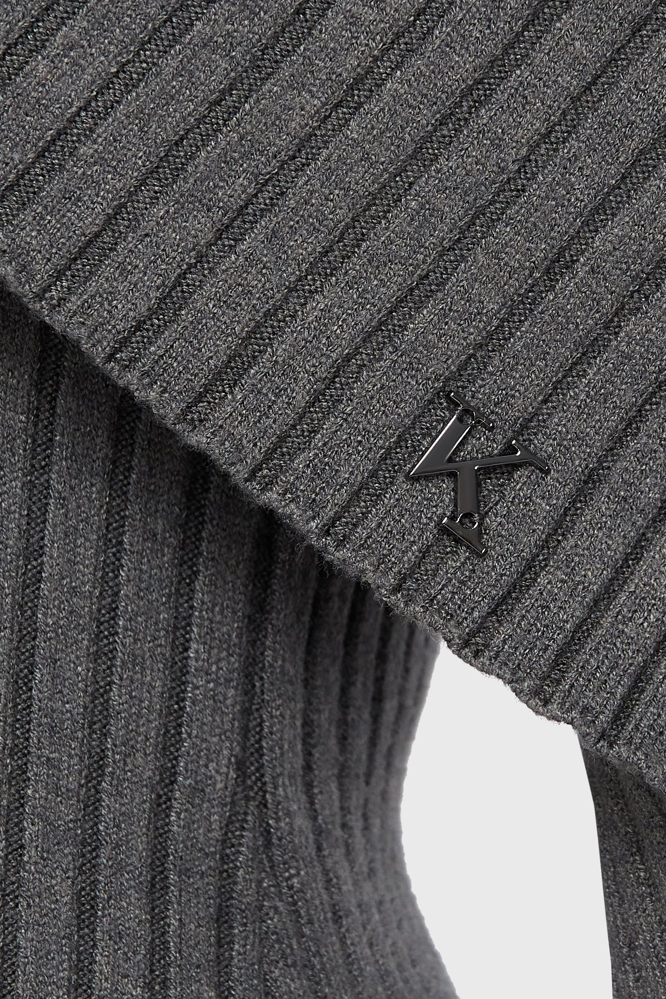 Dusk Empress Dress [Grey] - Image 3