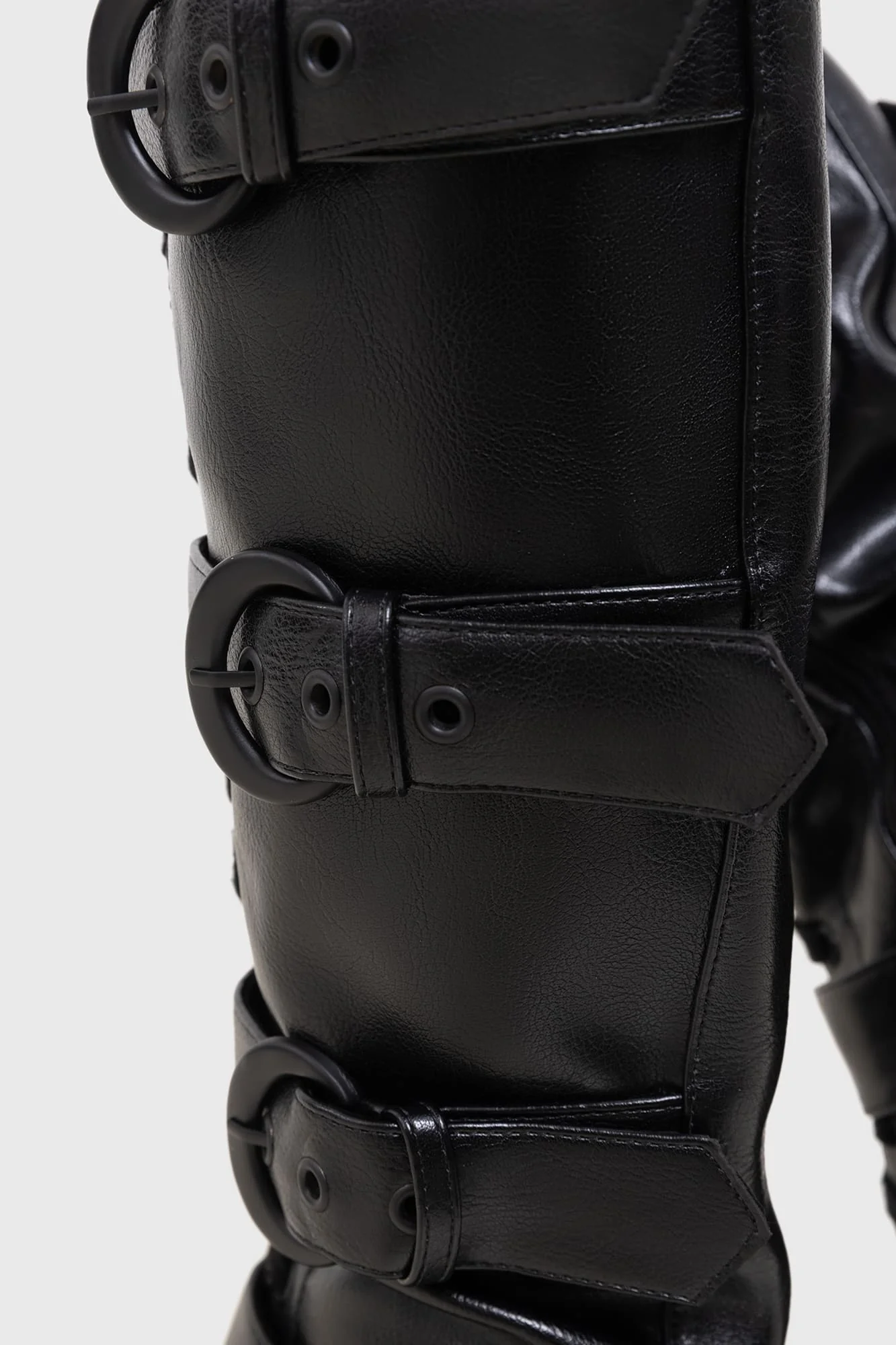 Lunaclysm Boots - Image 4