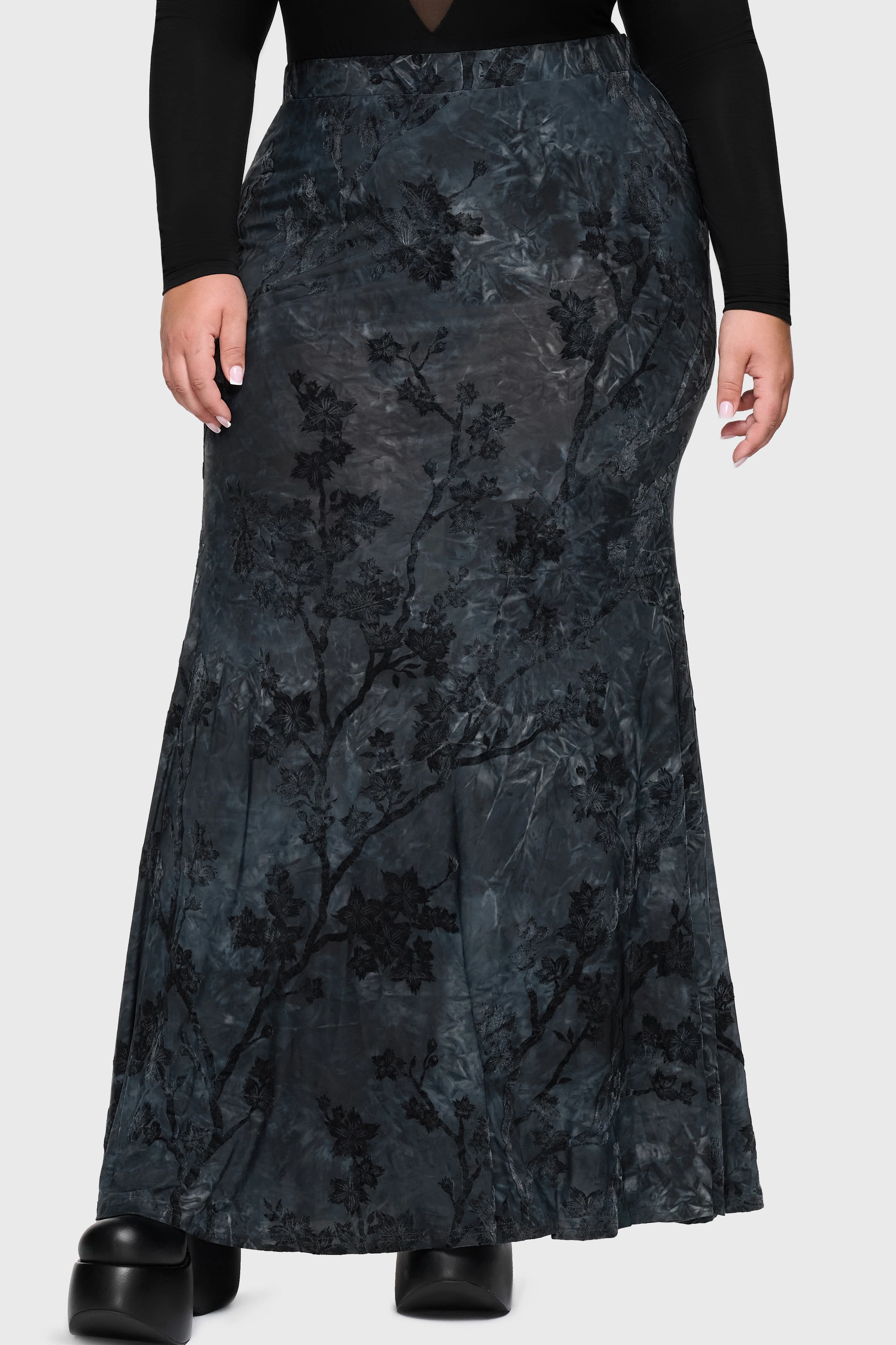 Midnight Vale Maxi Skirt - Image 9