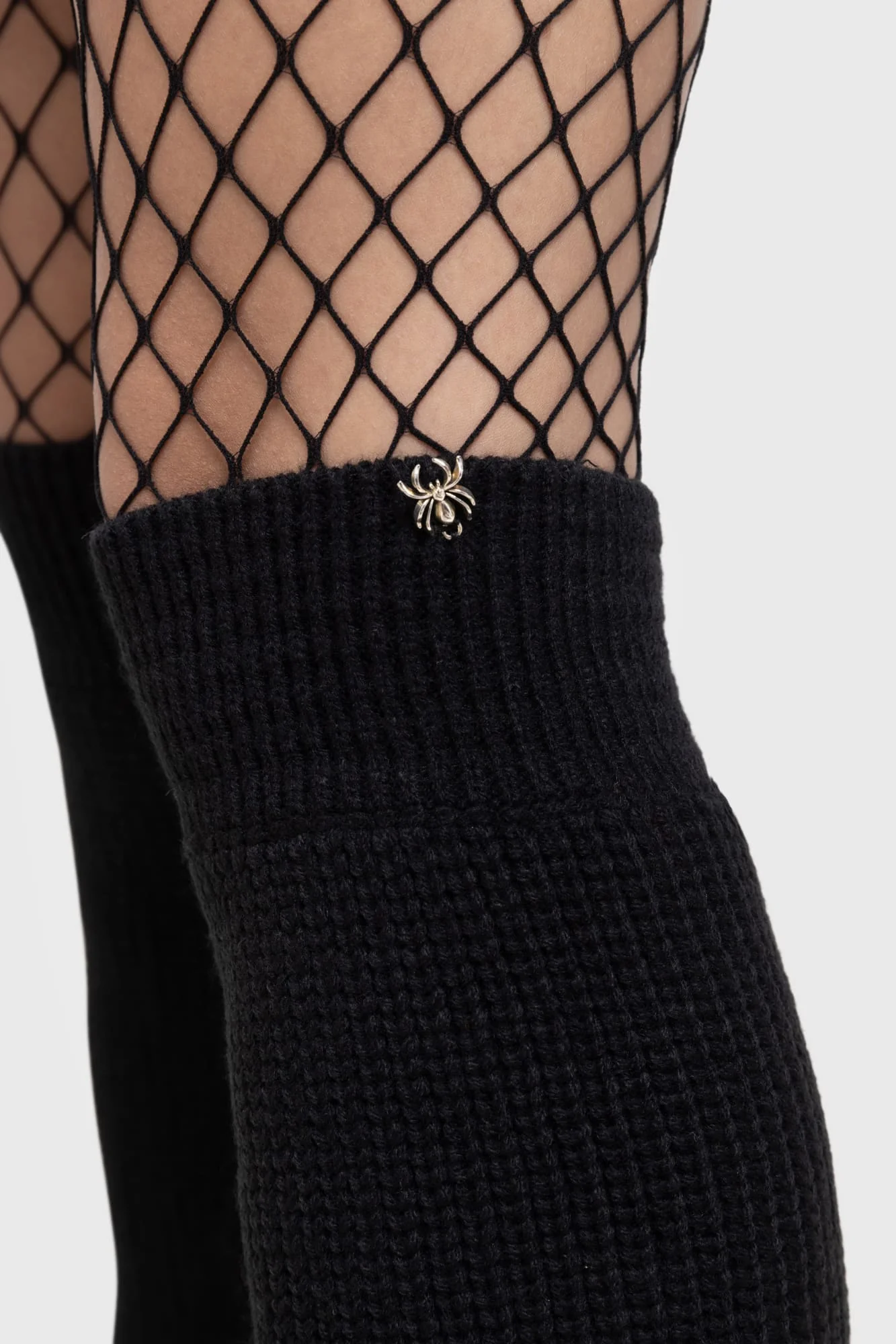 Nyxen Leg Warmers - Image 3