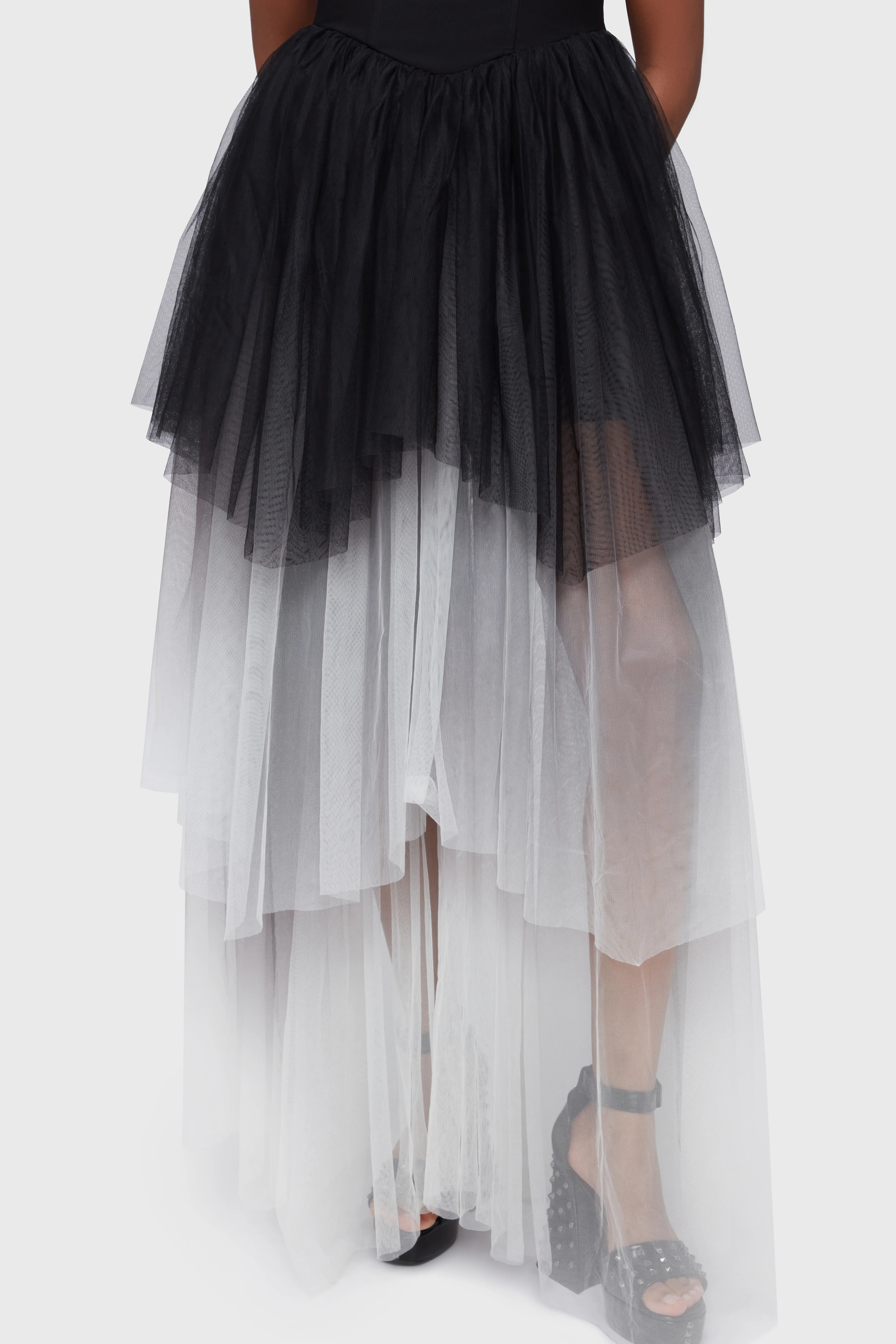 Under The Candle Light Maxi Dress [Black/White] - Image 3