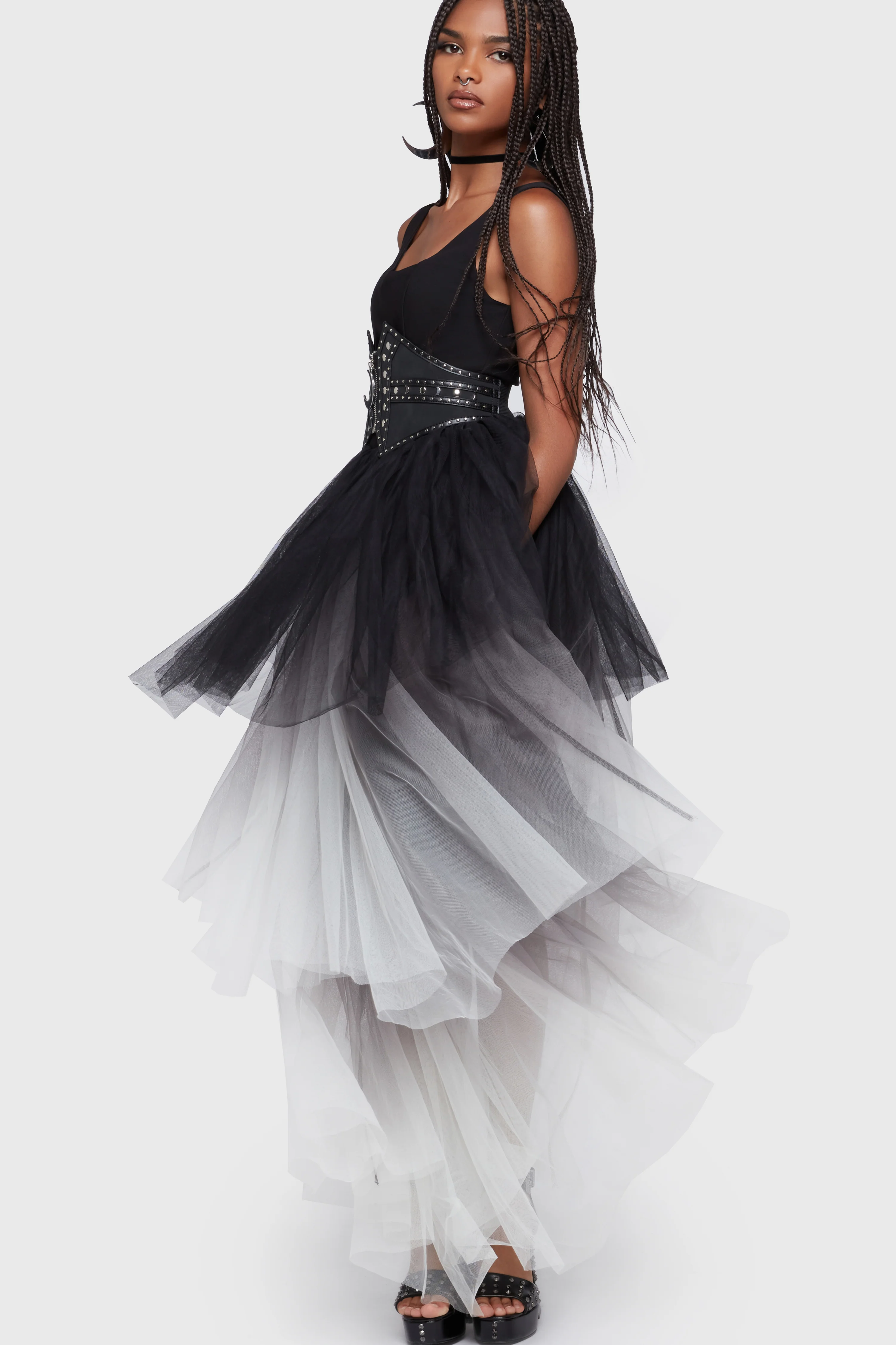 Under The Candle Light Maxi Dress [Black/White] - Image 4